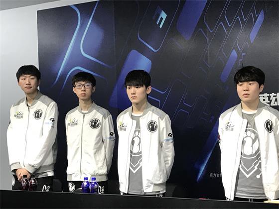 志性的笑容 志性的笑容