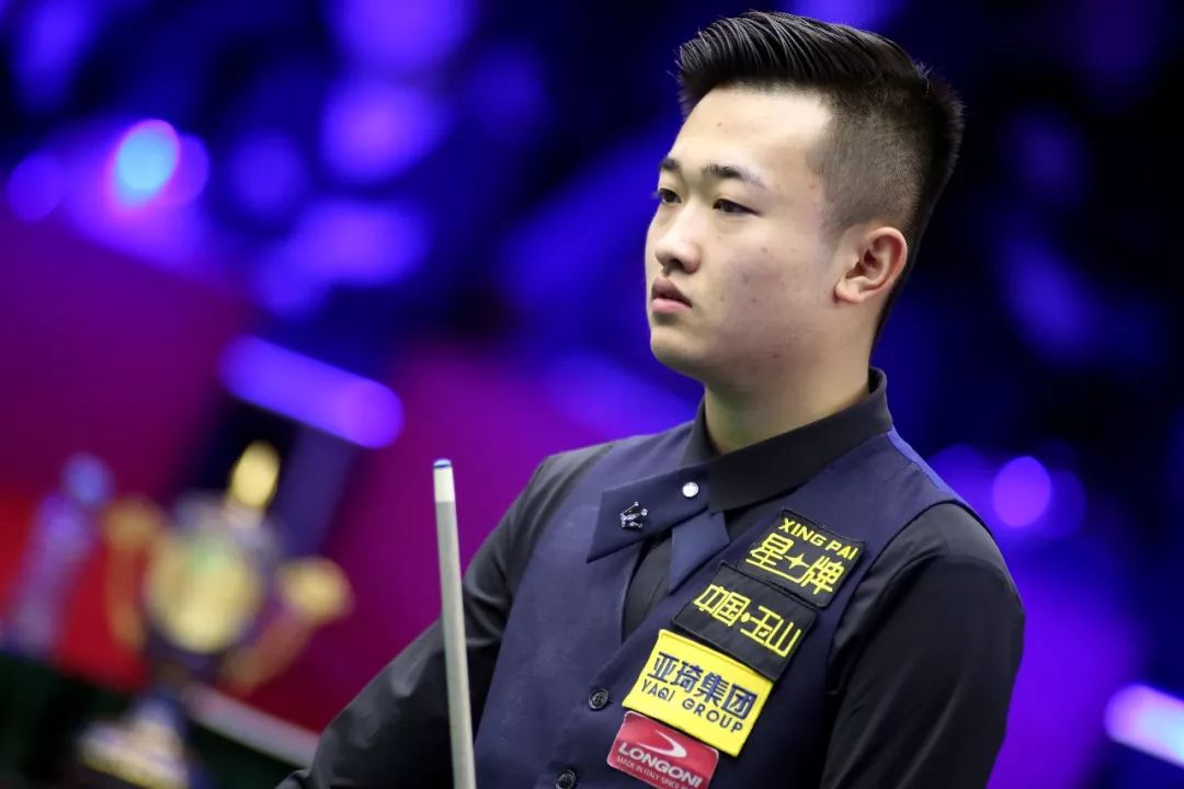 中的精神领 中的精神领