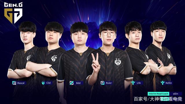 球迷们献上 球迷们献上