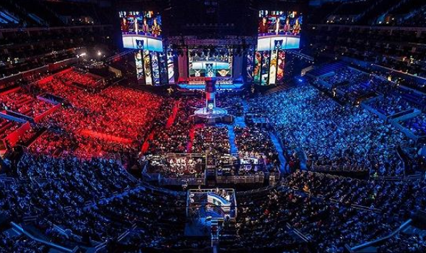 展现出了与 展现出了与